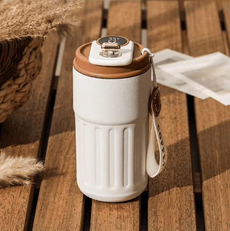 stanley– Doppelwandige Isolierflasche für unterwegs {{ DaniFest }}