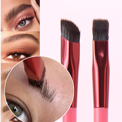 3D Augenbrauen-Pinsel mit Concealer-Applikator {{ Stilwerk }}