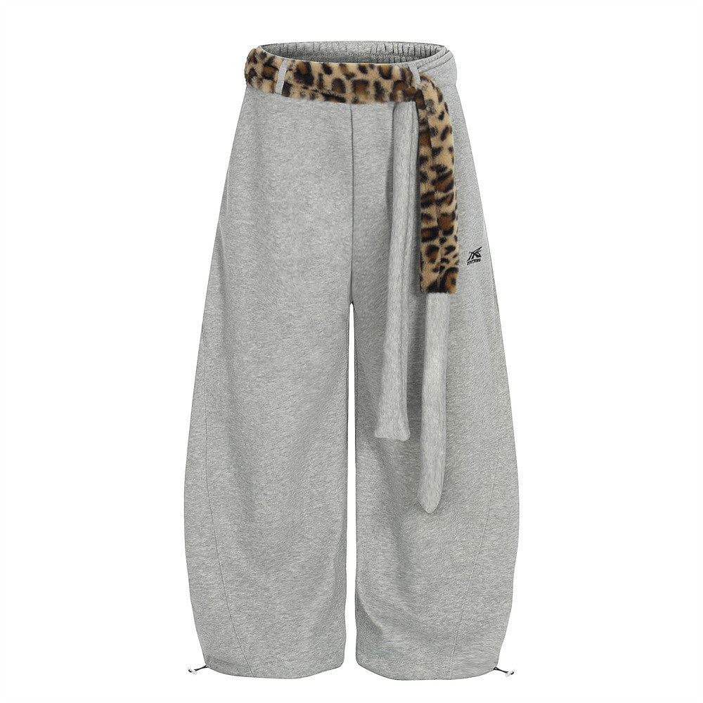 Velvet curved knife sweatpants