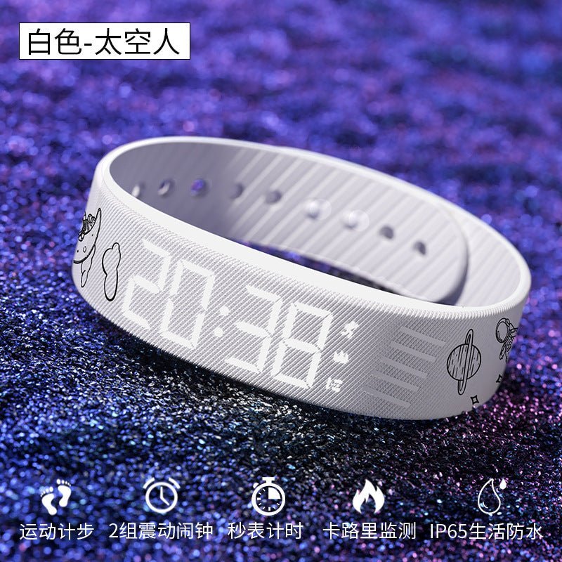 DaniFest Fitnessarmband in Weiß mit Astronauten-Motiv, digitalem Display und wasserdichtem Design für Mädchen