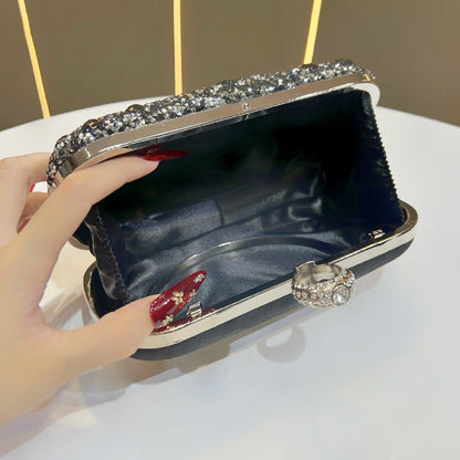Elegante Damen Clutch mit Kette – Perfekte Crossbody Tasche für Glanzvolle Anlässe {{ DaniFest }}