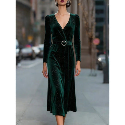 Elegantes Samt-Kleid mit Pailletten – Verzaubern Sie jeden Raum bei Ihrem nächsten Anlass {{ DaniFest }}