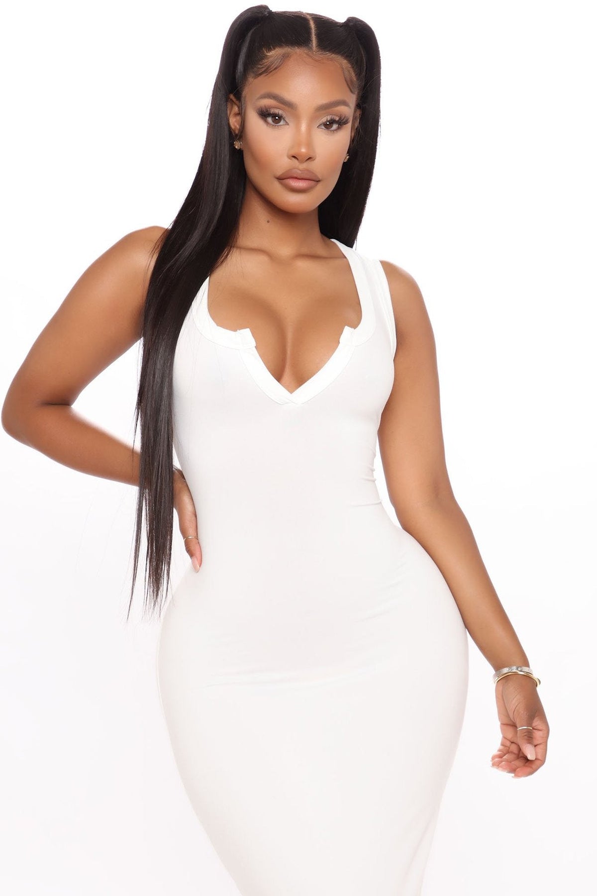 Elegantes Maxikleid mit V-Ausschnitt für jeden Anlass {{ DaniFest }}