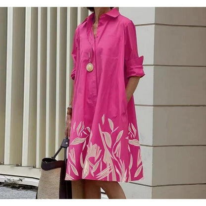 DaniFest Hemdblusenkleid in leuchtendem Pink mit weißem Blumenmuster, Kragen, Knopfleiste und praktischen Seitentaschen