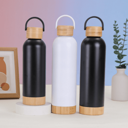 Edelstahl Trinkflasche isoliert mit Bambusdeckel für Outdoor-Aktivitäten {{ DaniFest }}