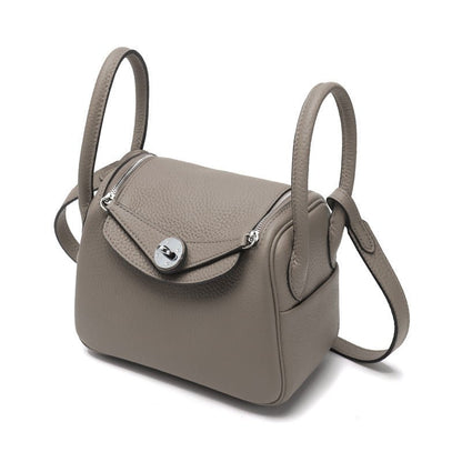 Stilvolle Echtleder Schultertasche – Der perfekte Begleiter für jeden Anlass {{ DaniFest }}