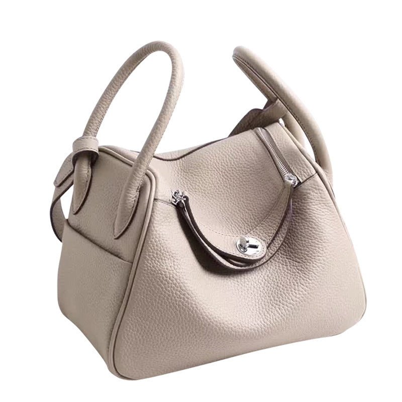 Stilvolle Echtleder Schultertasche – Der perfekte Begleiter für jeden Anlass {{ DaniFest }}