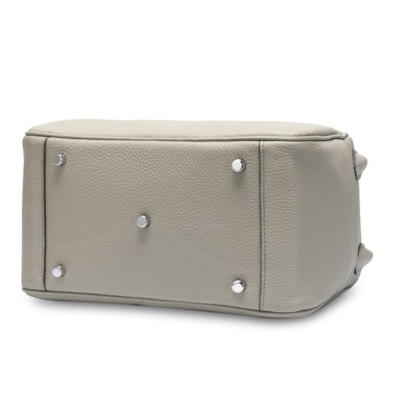 Stilvolle Echtleder Schultertasche – Der perfekte Begleiter für jeden Anlass {{ DaniFest }}